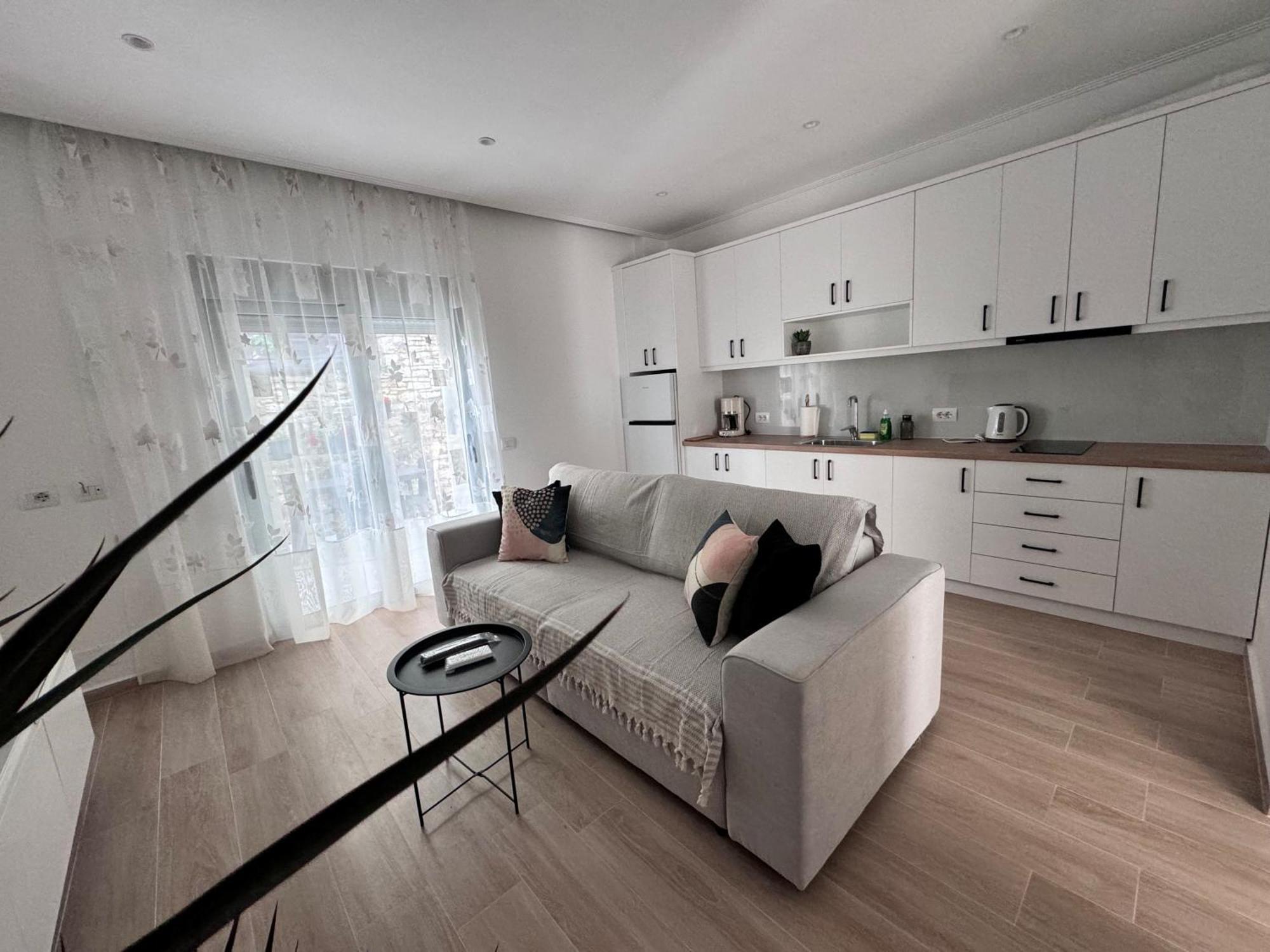 סרנדה Sunset Hill Apartments מראה חיצוני תמונה